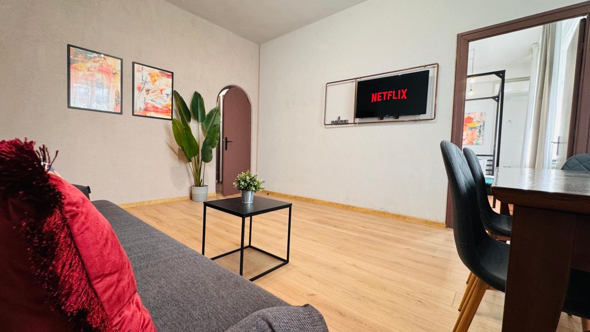Ideal Home - Spacious & Modern Accommodation Near Unirii Square Boekarest Kamer foto