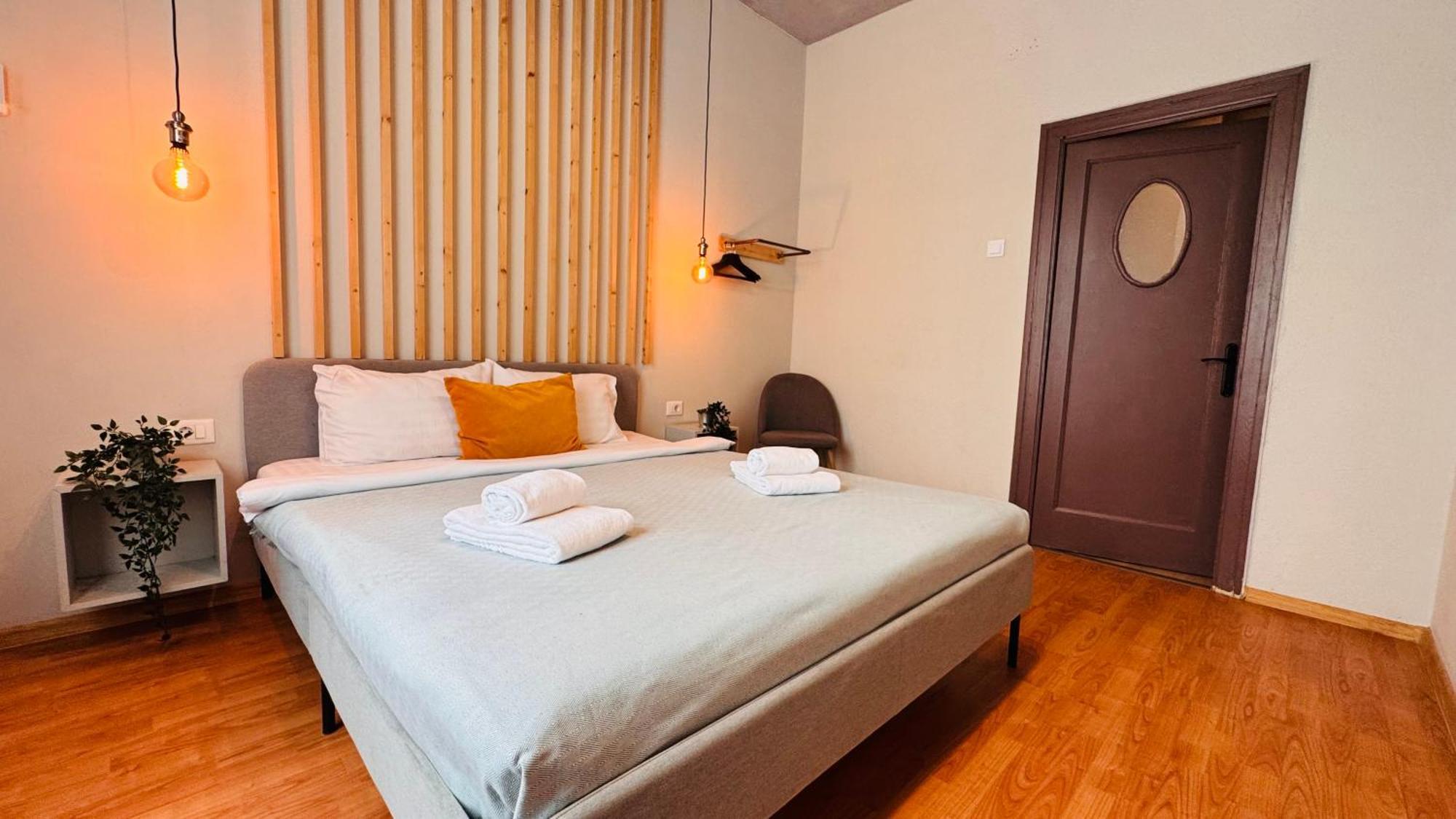 Ideal Home - Spacious & Modern Accommodation Near Unirii Square Boekarest Kamer foto