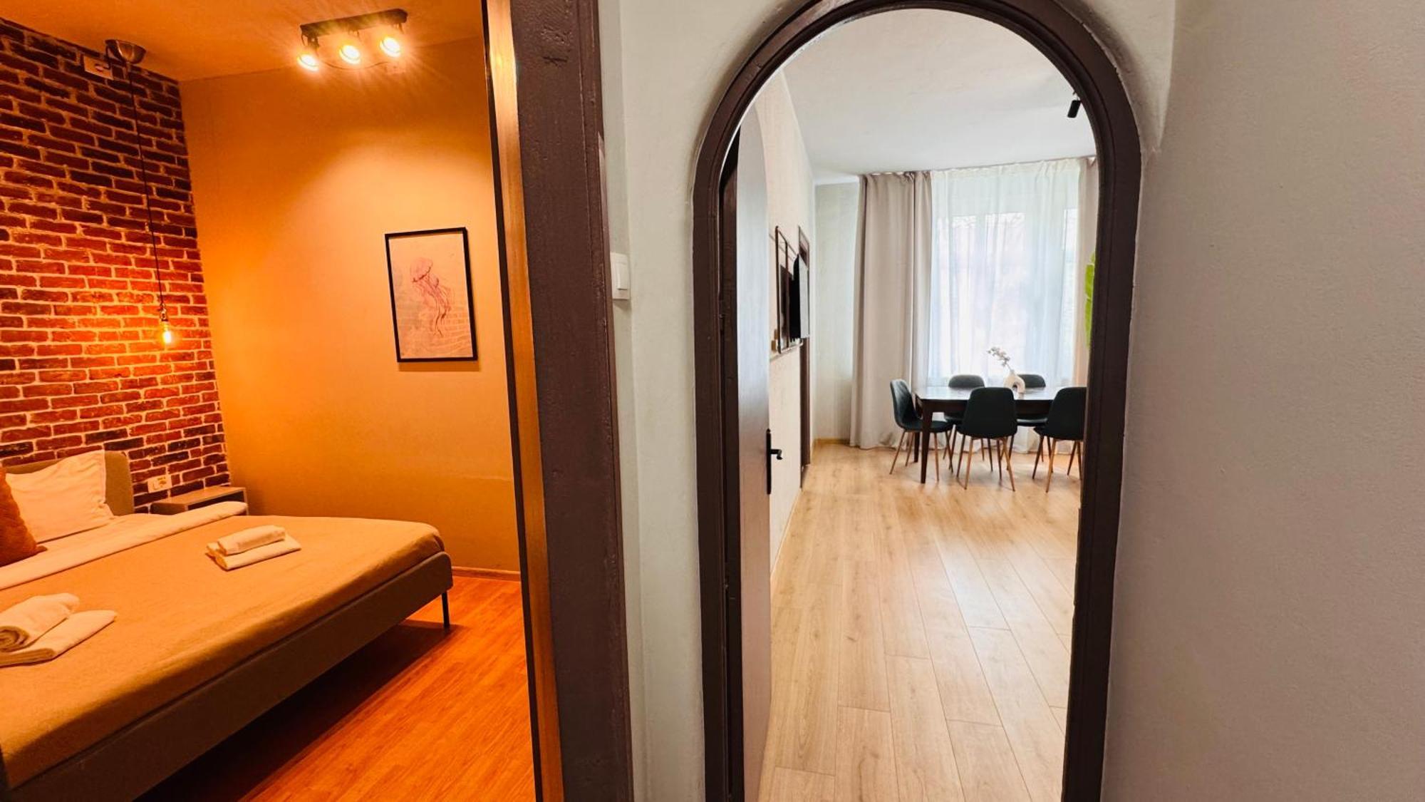 Ideal Home - Spacious & Modern Accommodation Near Unirii Square Boekarest Kamer foto