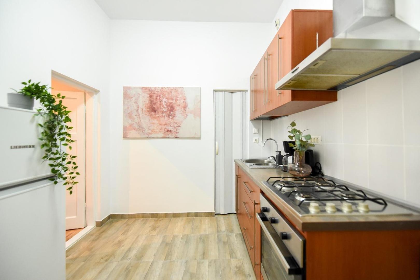 Ideal Home - Spacious & Modern Accommodation Near Unirii Square Boekarest Kamer foto